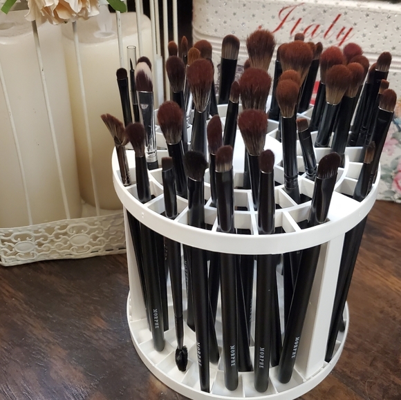 🛑 SOLD 🛑Brush Holder - Picture 2 of 3